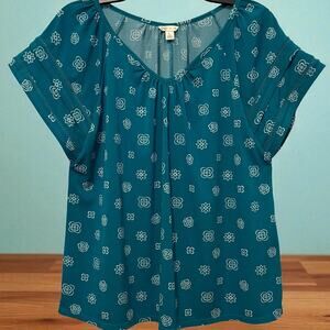 Cato Green Floral Vneck Top Layered Sleeve Large